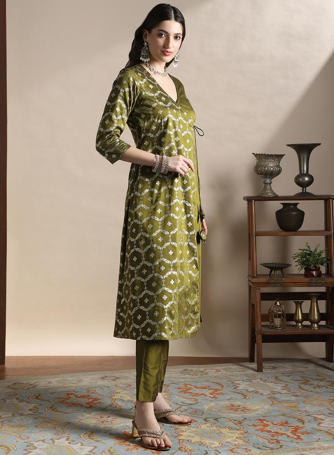 globus Women Olive V-Neck Floral Foil Print Kurta with Pants Set - Image 1